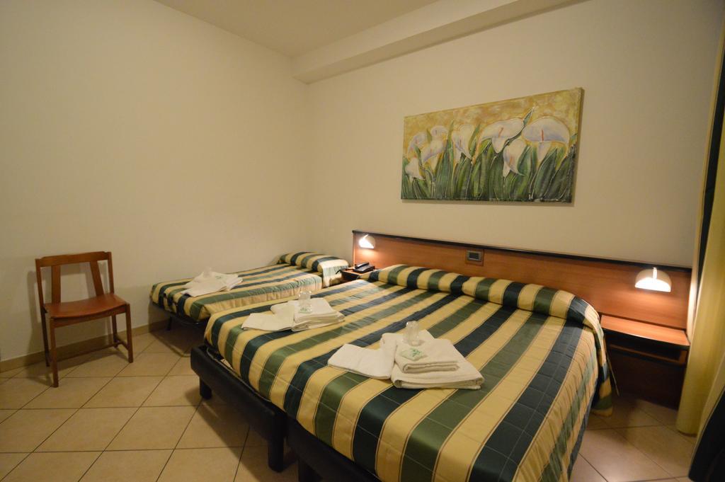 Albergo Villa Ada Borgio Verezzi Zewnętrze zdjęcie
